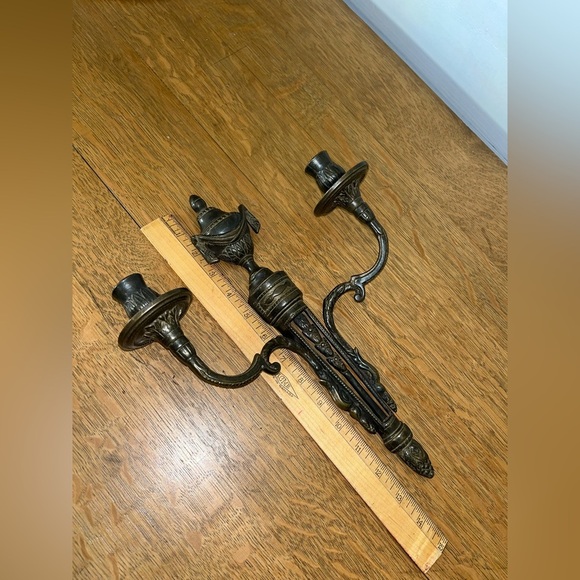 VINTAGE BRASS WALL CANDLE HOLDER – DOUBLE ARM - Picture 7 of 15